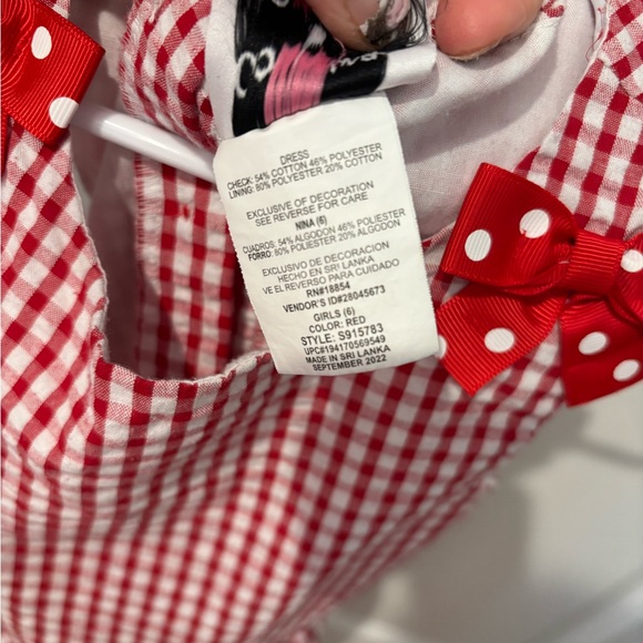 Little girl’s strawberry seersucker dress - Picture 4 of 5